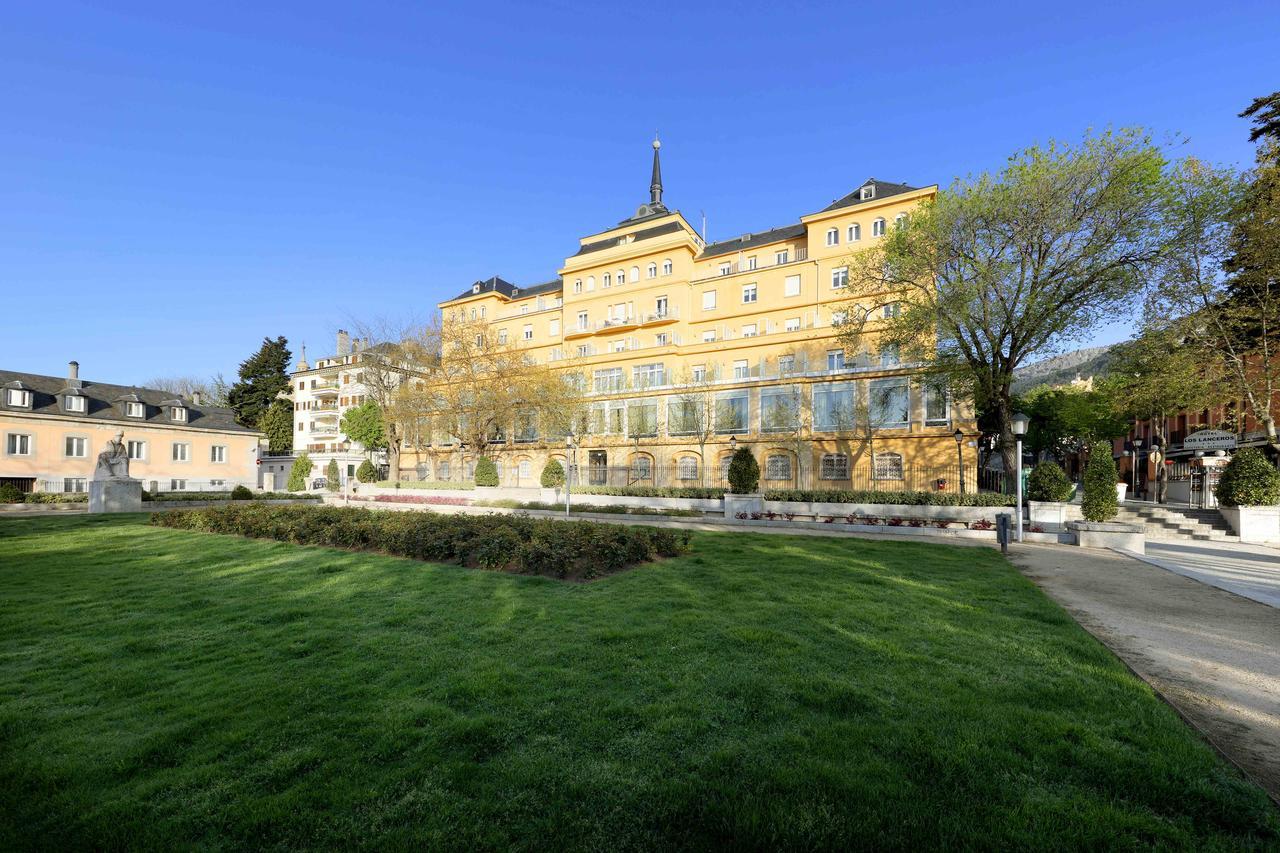 Exe Victoria Palace San Lorenzo de El Escorial Exterior foto